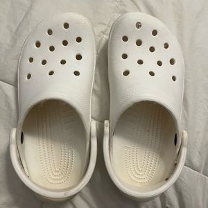 White crocs junior 4
